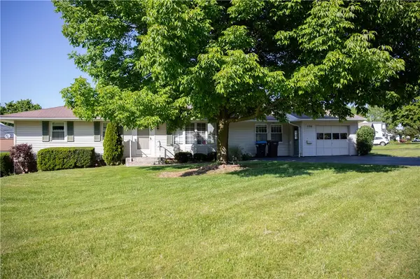 290 Sandalwood Drive, Rochester, NY 14616