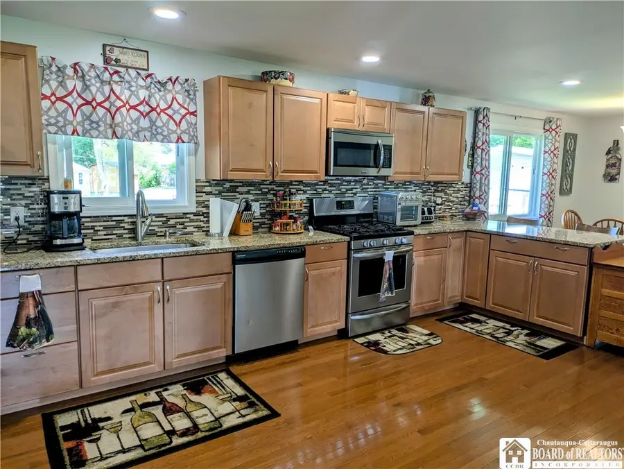 1633 Lakeview Road, Lake View, NY 14085 - #3