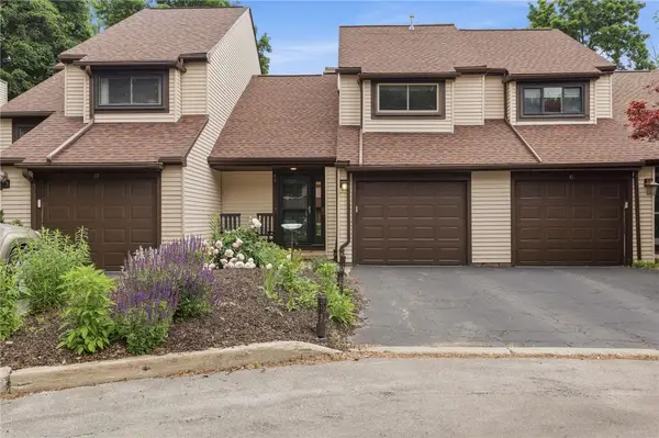 39 Menlo Pl, Rochester, NY 14620