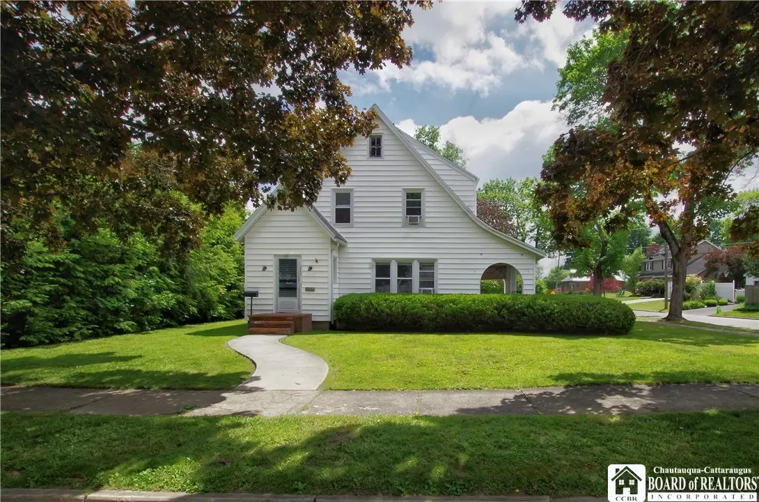 202 Arlington Avenue, Jamestown, NY 14701 - #1
