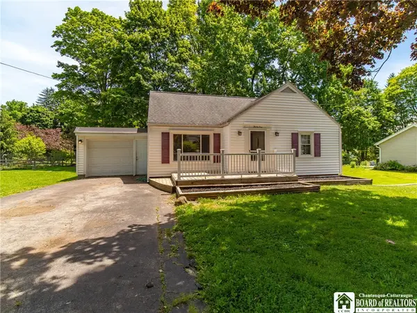 31 Marvin Avenue, Lakewood, NY 14750