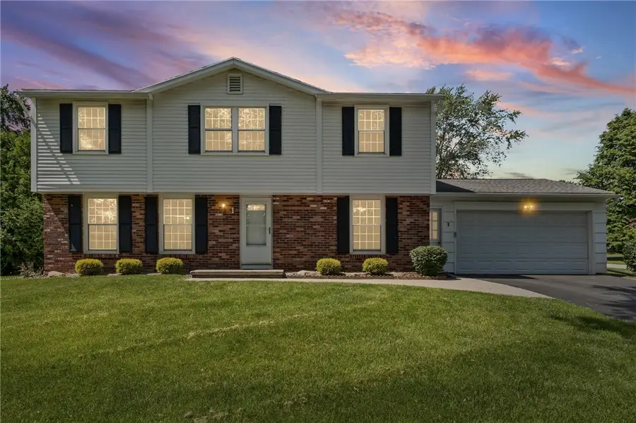 1 Michael Lane, Fairport, NY 14450 - #2