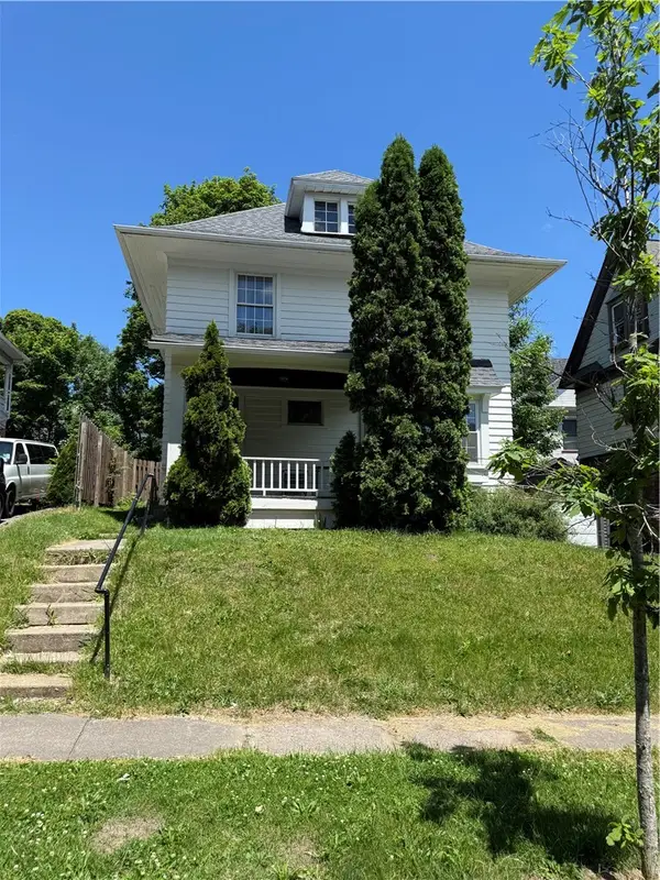 10 Selye Terrace, Rochester, NY 14613