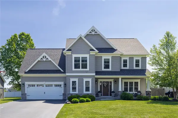 512 Whistlers Cove Lane, Rochester, NY 14612
