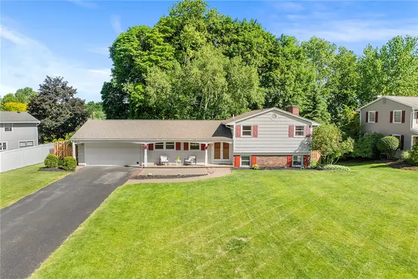 7 Aldwick Rise, Fairport, NY 14450
