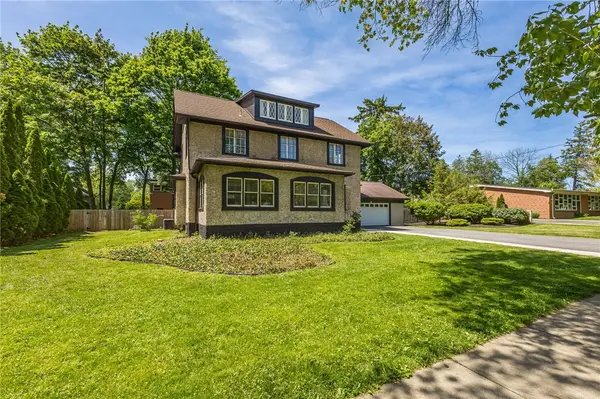 21 Rand Place, Pittsford, NY 14534