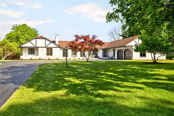 18 Widewaters Lane, Pittsford, NY 14534