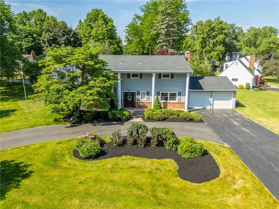 52 Parkridge Drive, Pittsford, NY 14534 - #3
