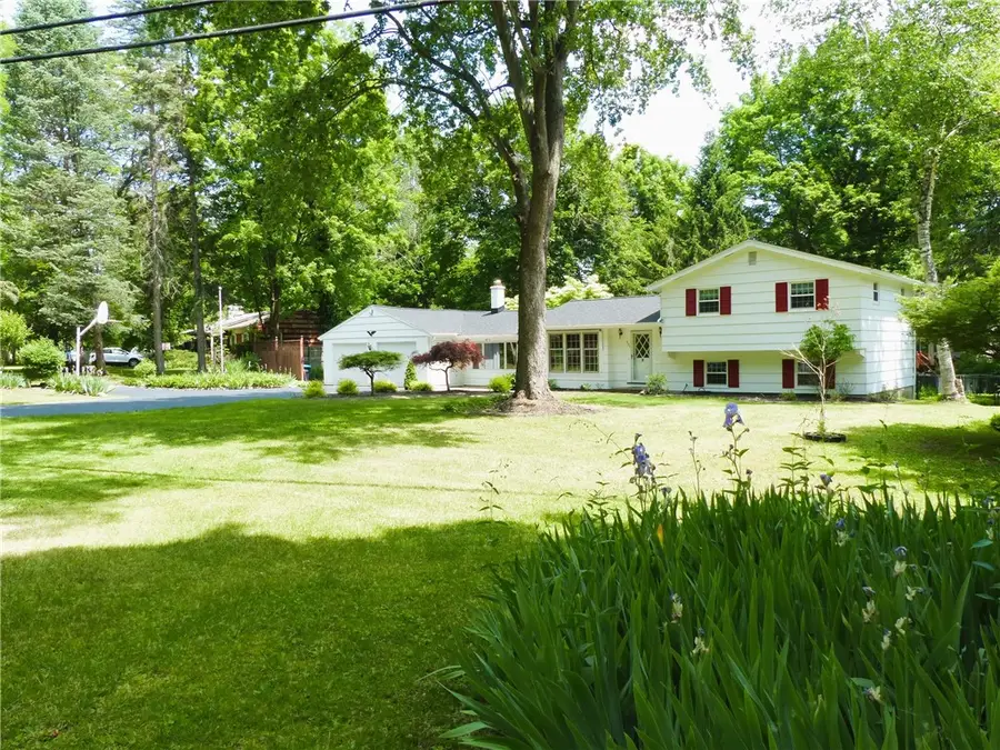 684 Marsh Road, Pittsford, NY 14534 - #2