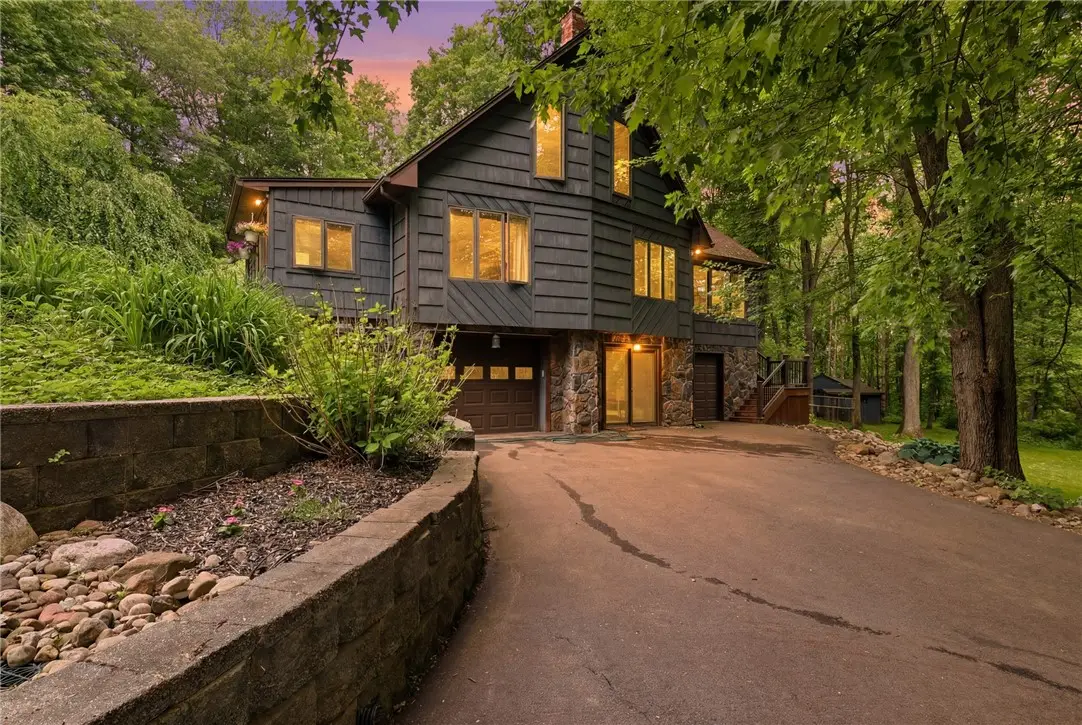 696 Curran Road #702, Shortsville, NY 14548 - #1