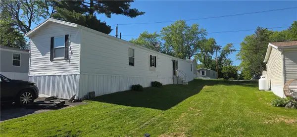 52 Tidd Avenue, Farmington, NY 14425