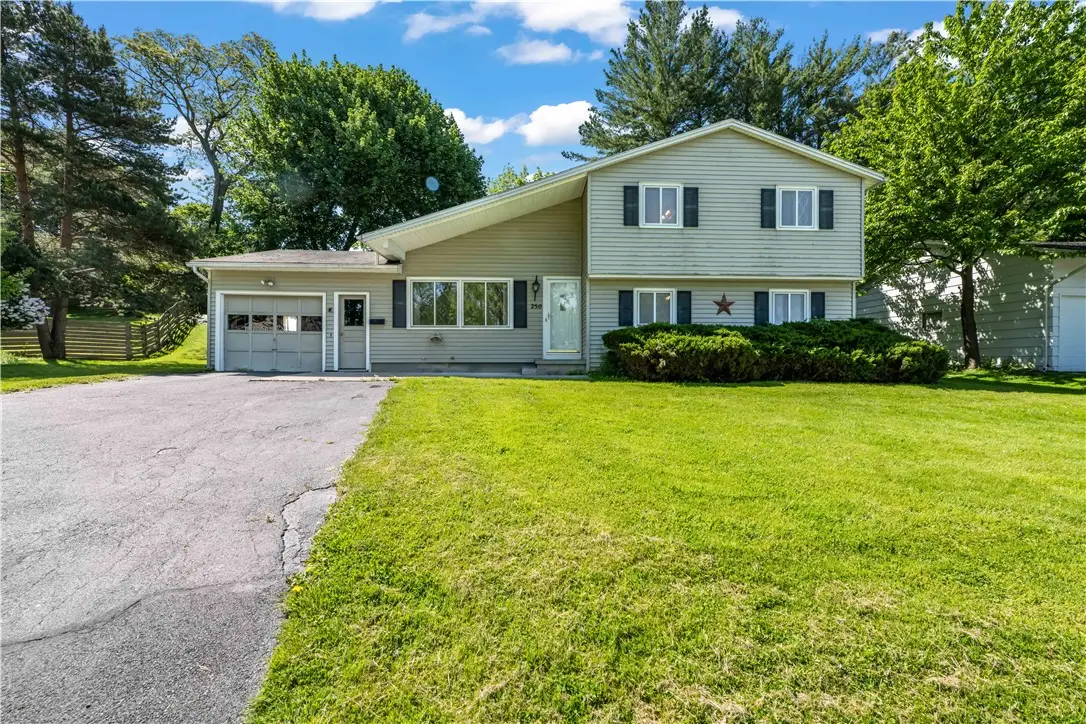 250 Lake Shore Boulevard Extension, Rochester, NY 14617 - #1