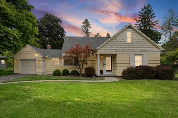 76 French Road, Rochester, NY 14618