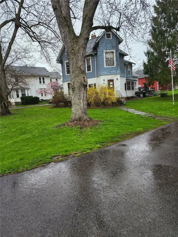 1782 Maple Avenue, Palmyra, NY 14522