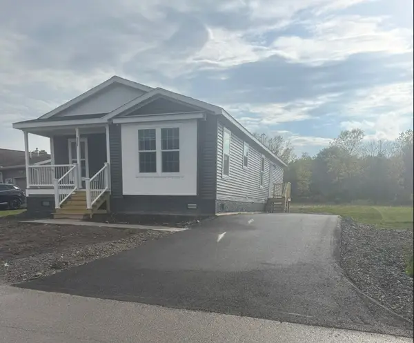 4232 Canalside Drive, Palmyra, NY 14522