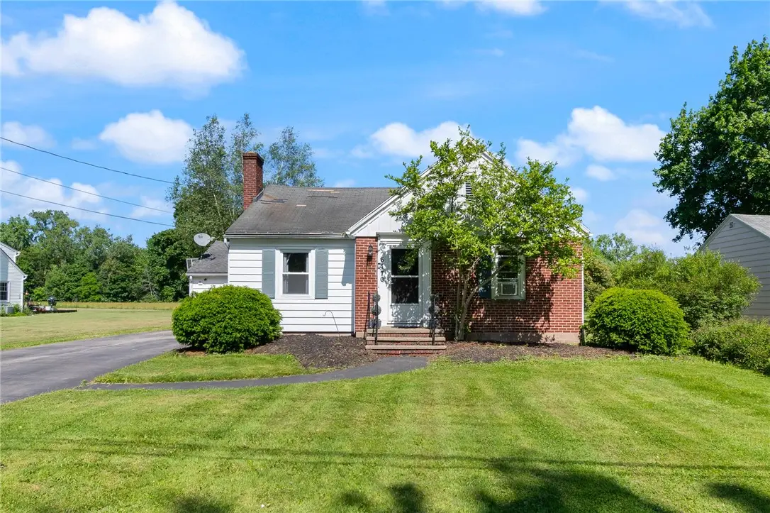 6170 Locust Street, Williamson, NY 14589 - #1