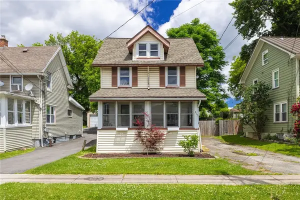 217 W Elm Street, East Rochester, NY 14445
