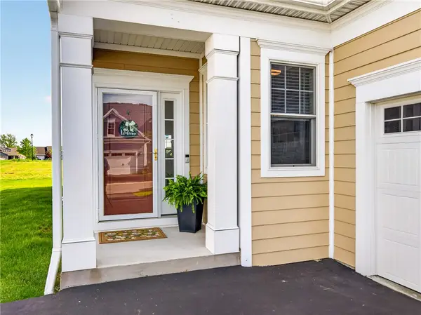 212 Bretlyn Circle, Rochester, NY 14618