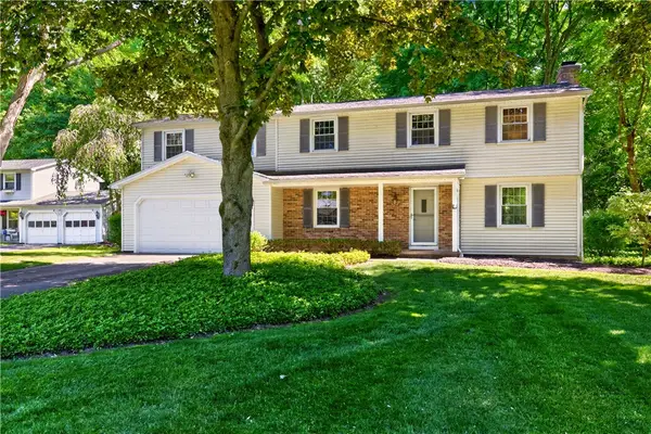 1111 Everwild Vw, Webster, NY 14580