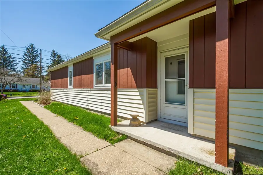 151 N Bloomfield Rd, Canandaigua, NY 14424 - #3
