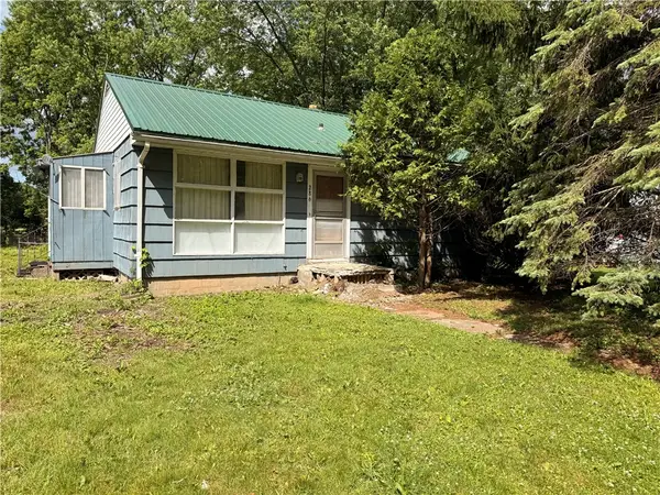 286 N Pearl Street, Canandaigua, NY 14424