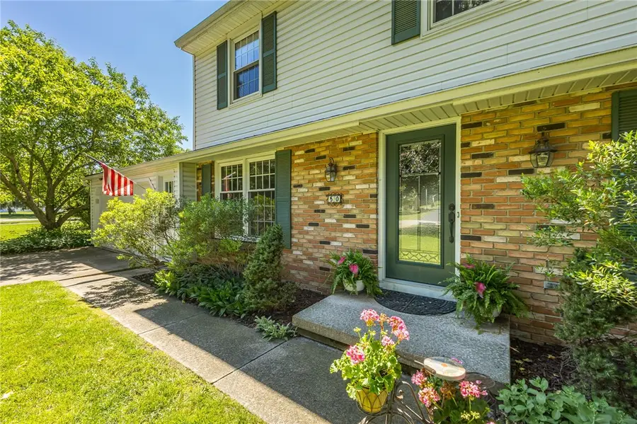 50 Heatherwood Road, Fairport, NY 14450 - #3