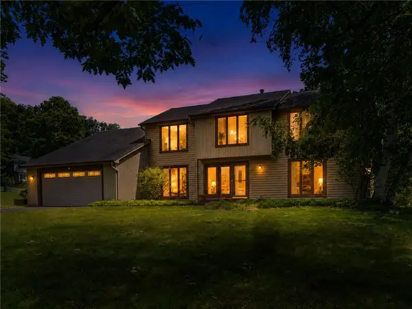10 Burnley Rise, Pittsford, NY 14534