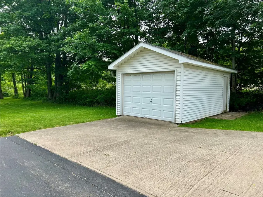 5362 Lake Road S, Brockport, NY 14420 - #3