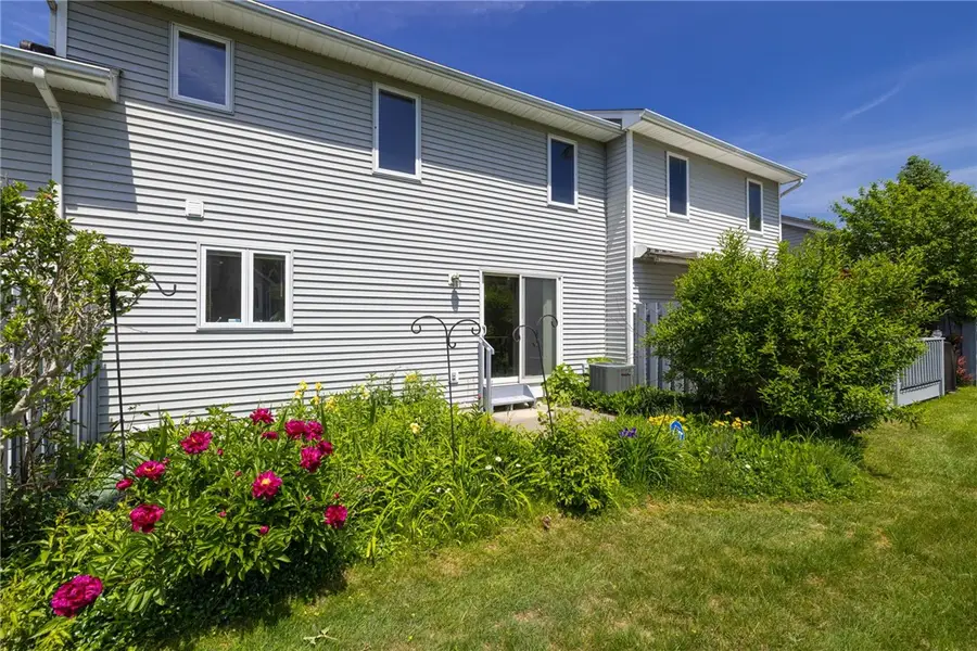 6 Chenin Run, Fairport, NY 14450 - #3
