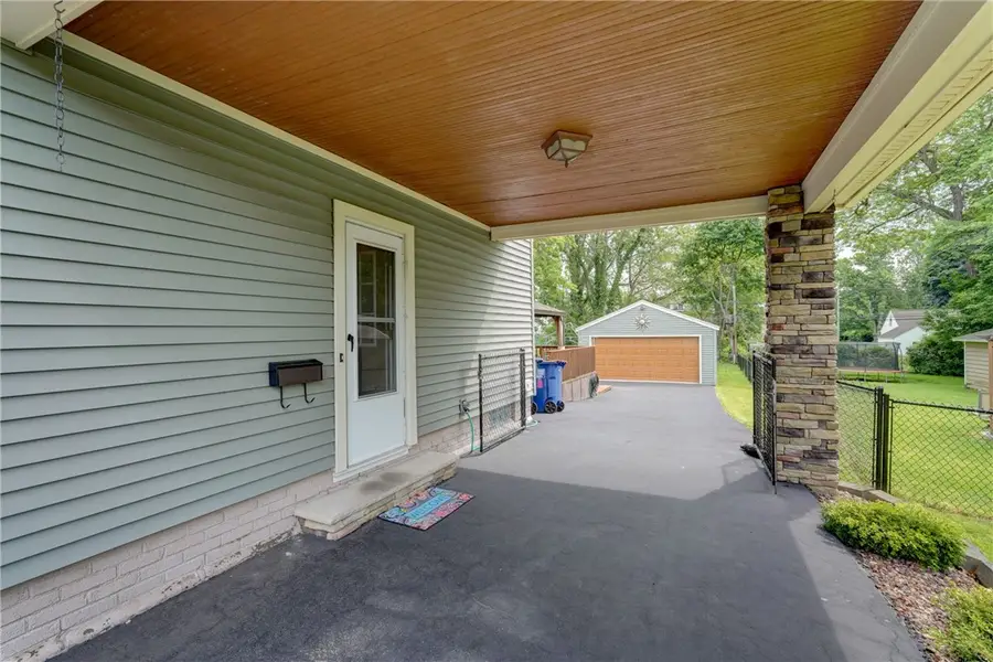 178 Kiniry Drive, Rochester, NY 14609 - #3