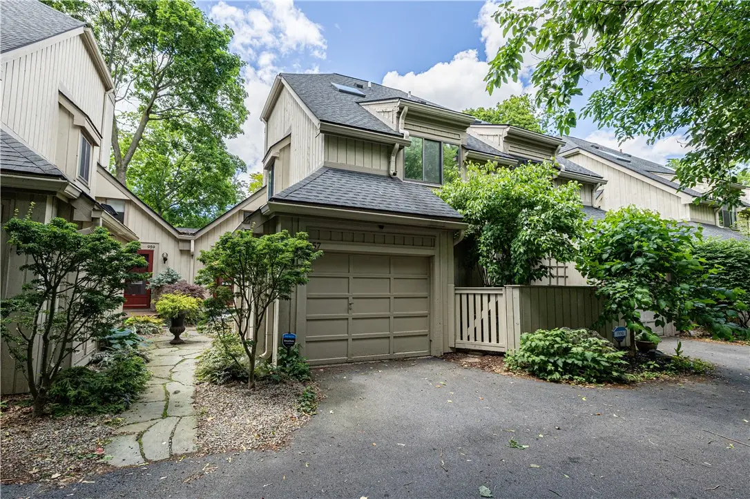 957 East Avenue, Rochester, NY 14607 - #1