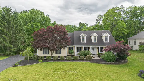 117 Neuchatel Lane, Fairport, NY 14450