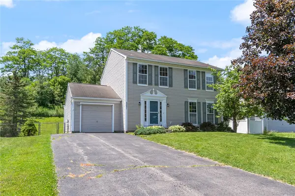 3331 Eagles Roost Lane, Macedon, NY 14502