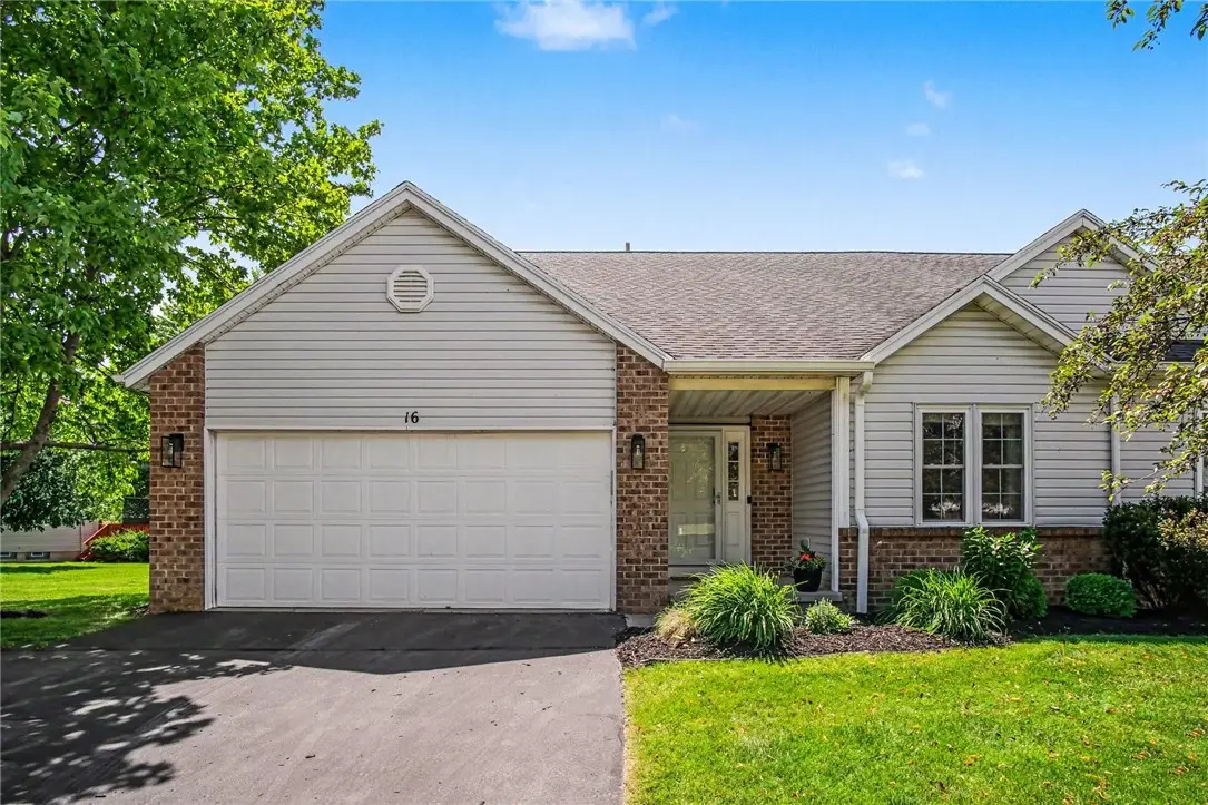 16 Daisy Lane, North Chili, NY 14514 - #1