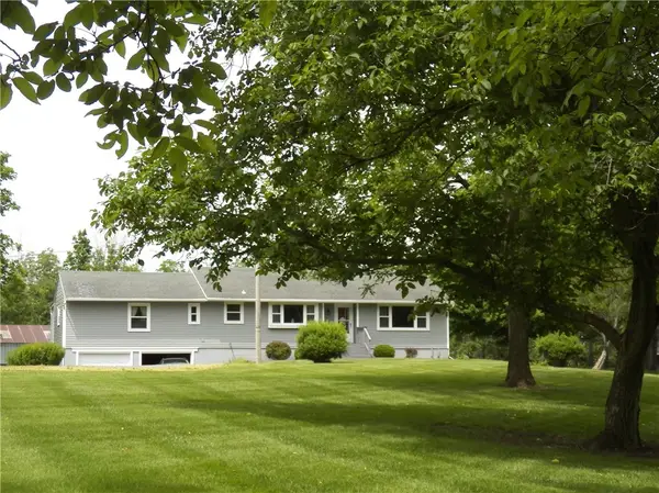 6720 Rice Road, East Bloomfield, NY 14564