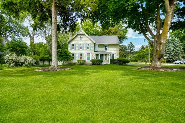 1479 Creek Street, Rochester, NY 14625