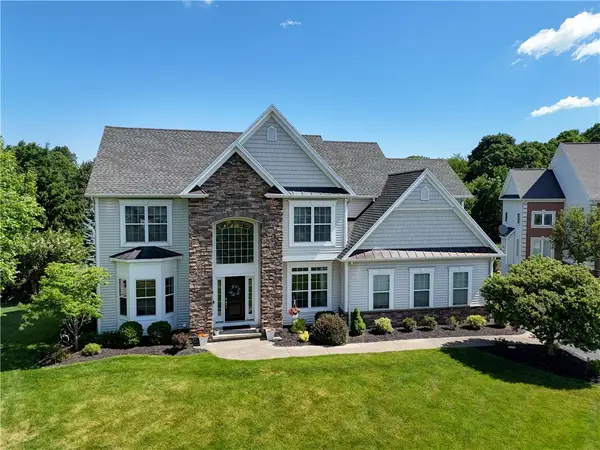 40 Watersong Trail, Webster, NY 14580