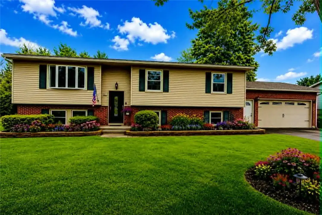 27 Van Renssalaer Street, Seneca Falls, NY 13148 - #1