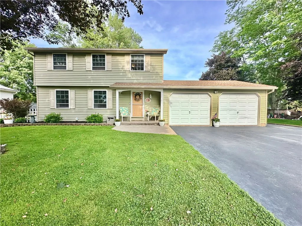 4 Rolling Meadow Drive N, Hilton, NY 14468 - #1