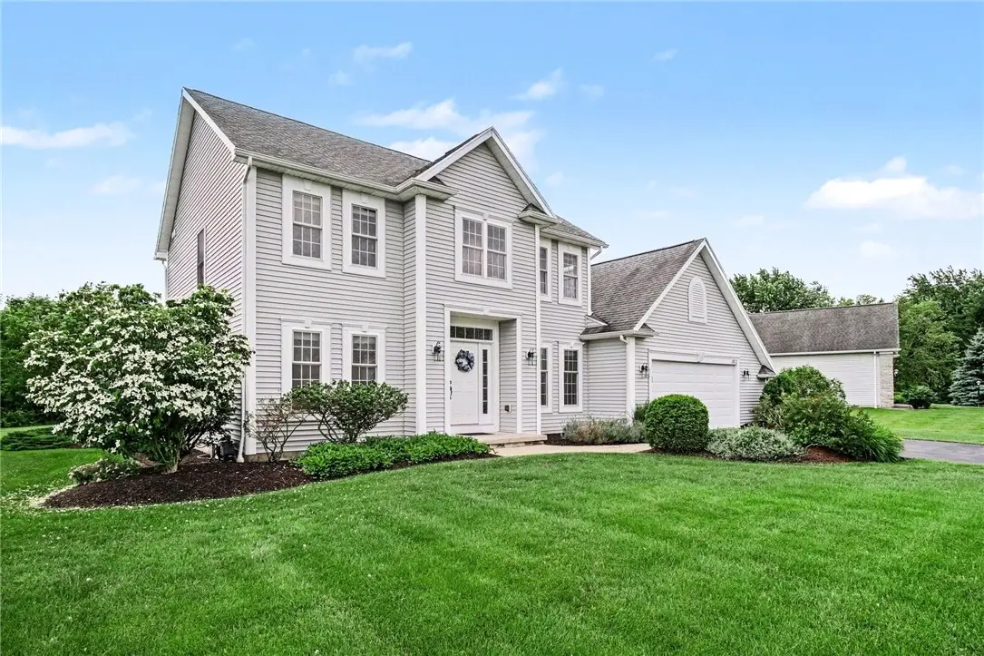 1032 Castle Bridge Xing, Webster, NY 14580 - #1