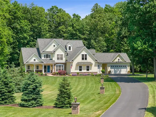 550 West Creek Drive, Webster, NY 14580