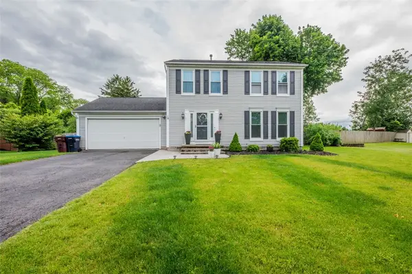 10 Constitution Circle, Rochester, NY 14624