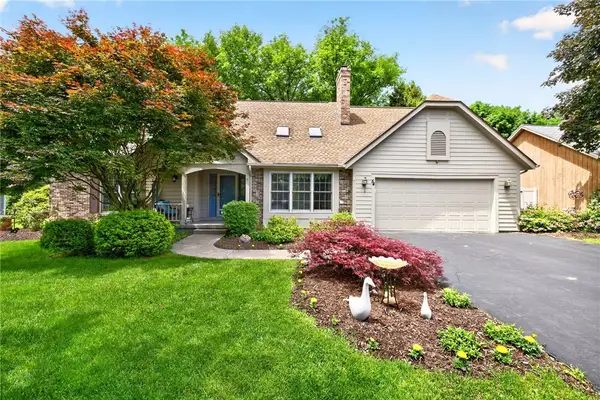 54 Random Knolls Drive, Penfield, NY 14526