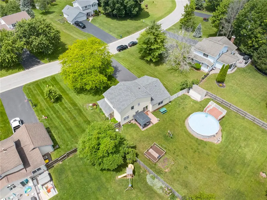 2119 Stonehedge Drive, Ontario, NY 14519 - #2