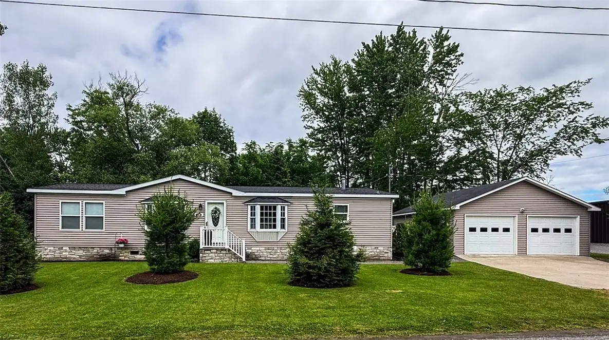 108 Onondaga Avenue, Canastota, NY 13032 - #1