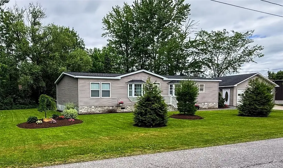 108 Onondaga Avenue, Canastota, NY 13032 - #2