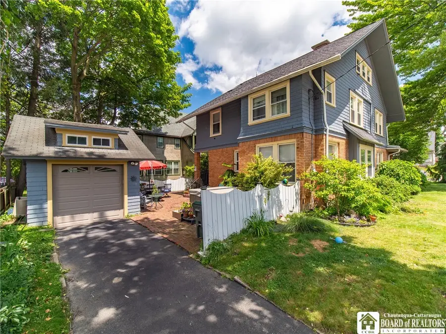 633 Lakeview Avenue, Jamestown, NY 14701 - #2