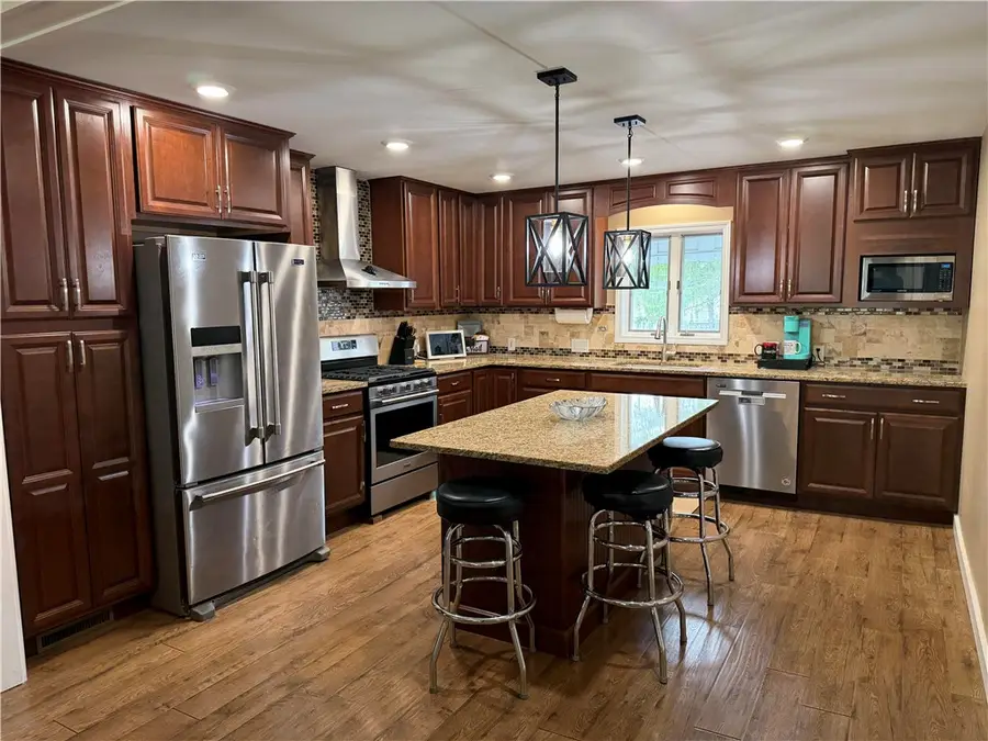 14 Gilbert Street, Le Roy, NY 14482 - #3