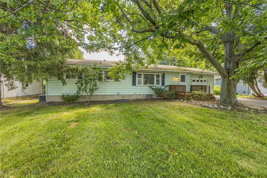 582 N Greece Road, Hilton, NY 14468 - #2