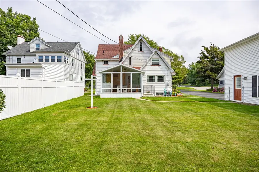 4069 Lake Avenue, Rochester, NY 14612 - #2